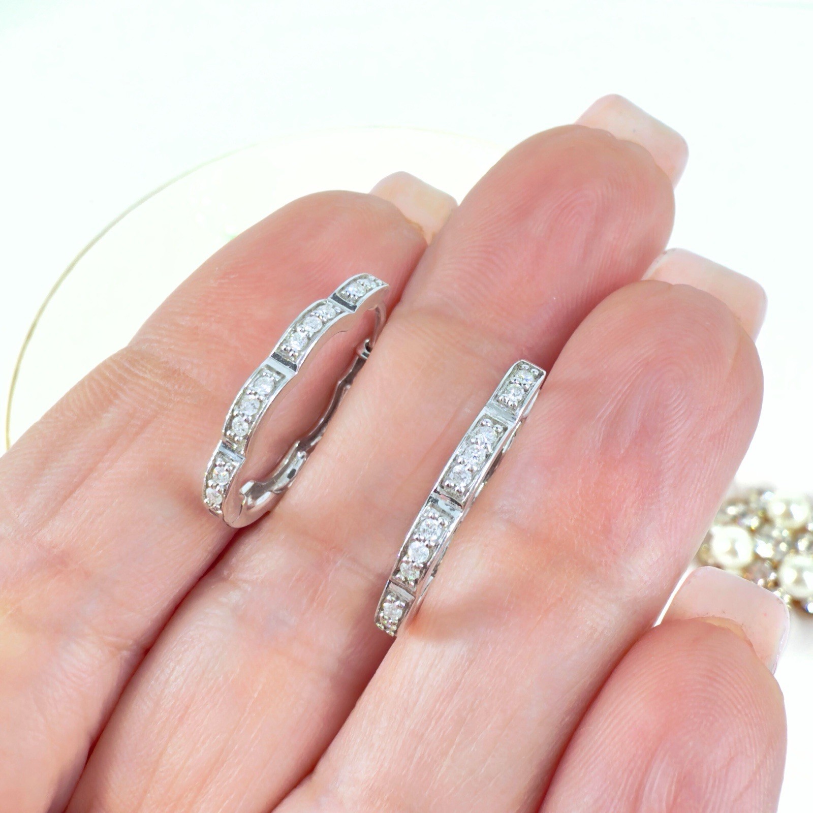 14K White Gold & Genuine Diamond Scalloped Oval Hoop Earrings, New - Picture 10 of 19