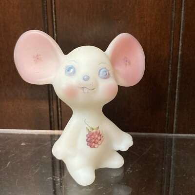 VTG Fenton Glass Opal Satin Mouse W/Berries Blue Eyes Hand Painted 2 3/4 