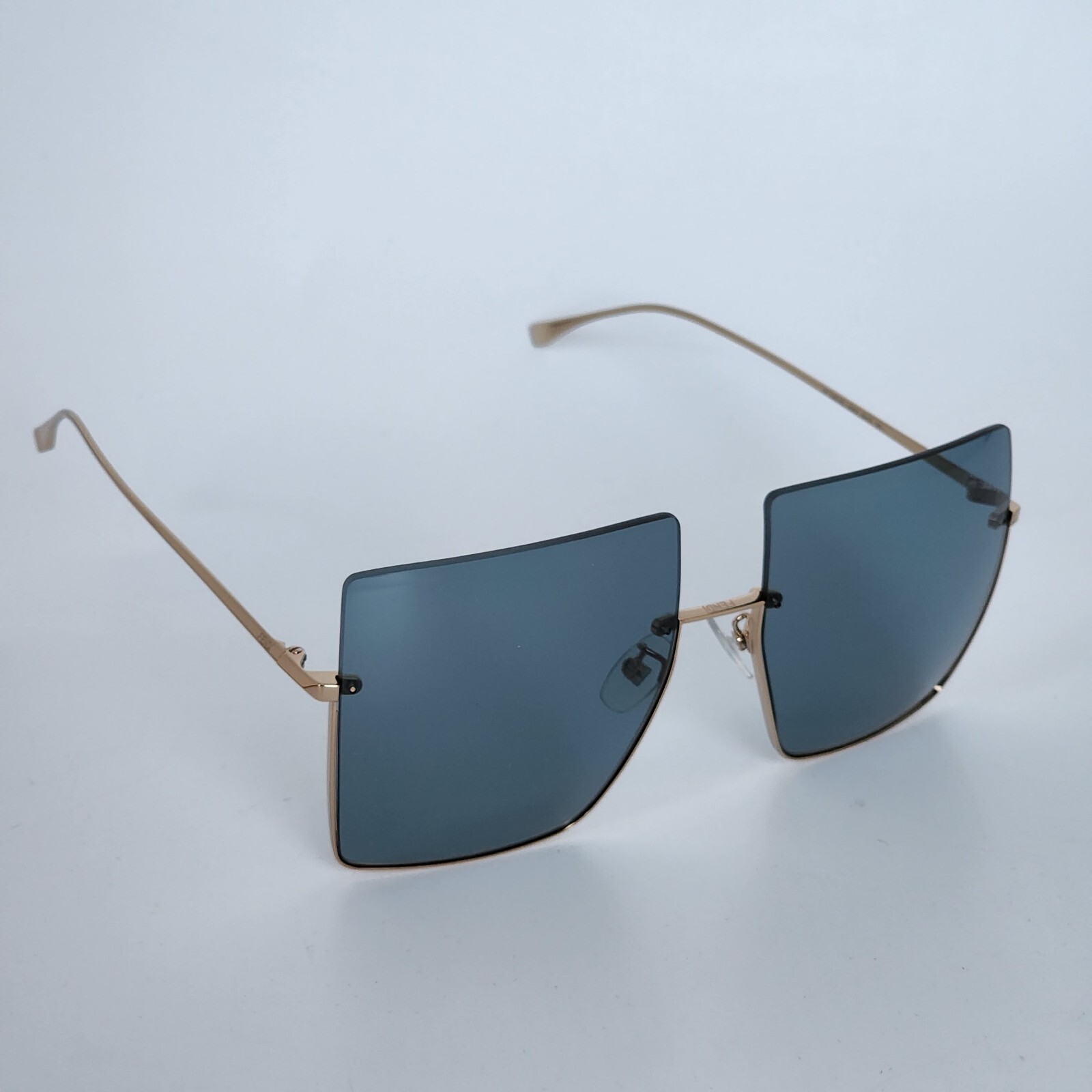 Pre-owned Fendi ? Promeneye Ff0401s 000ku Green/gold Retro Oversized Sunglasses