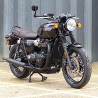 2023 Triumph Bonneville T120 Black – Exceptional Condition, Freshly Serviced