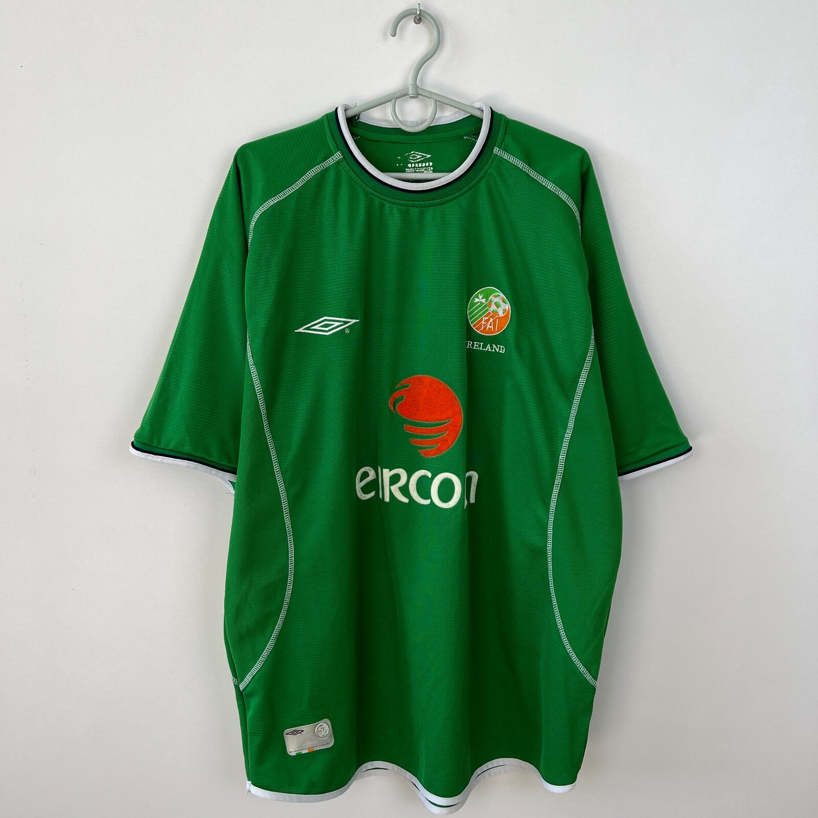 2003/04 KEANE #6 Ireland Vintage Umbro Home Football Shirt