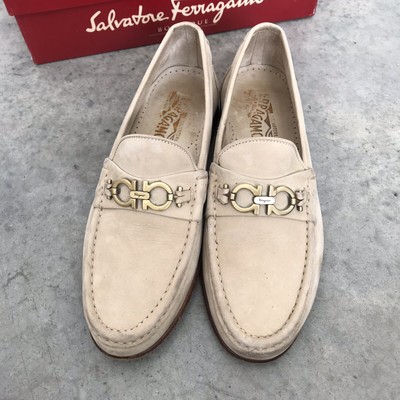 ferragamo womens driving shoes