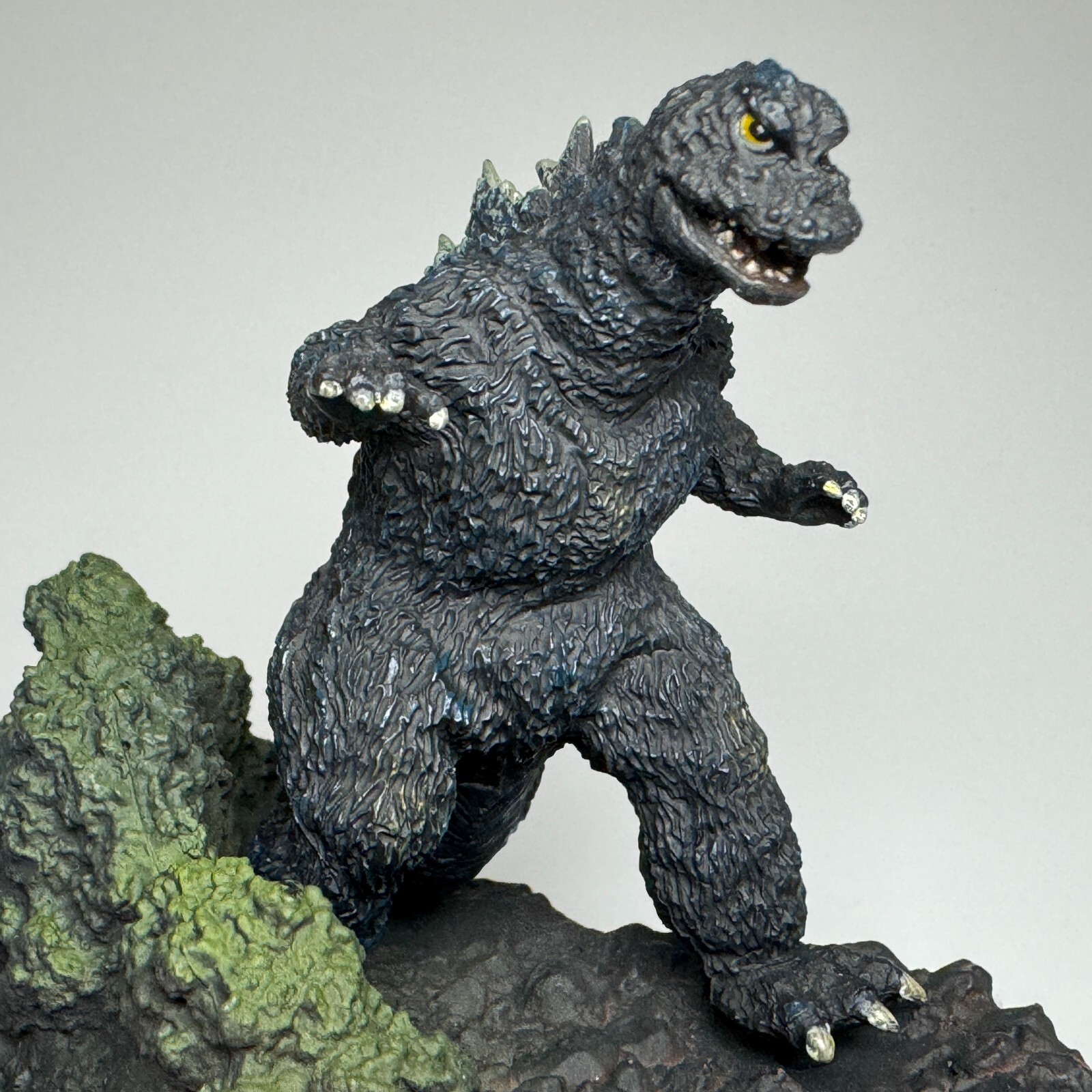 Yuji Sakai Godzilla Complete Works Diorama Vintage Figure vs the