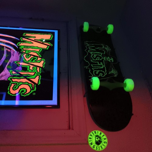 Full🌑Moon 97A Dual Glow Swirl Dual Wield Park Shape Full🌑Moon 97A Dual Glow Swirl Dual Wield Park Shape
