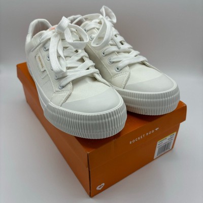 New in box Rocket Dog Women's Cheery Plush Foam Comfort Sneaker white 10
