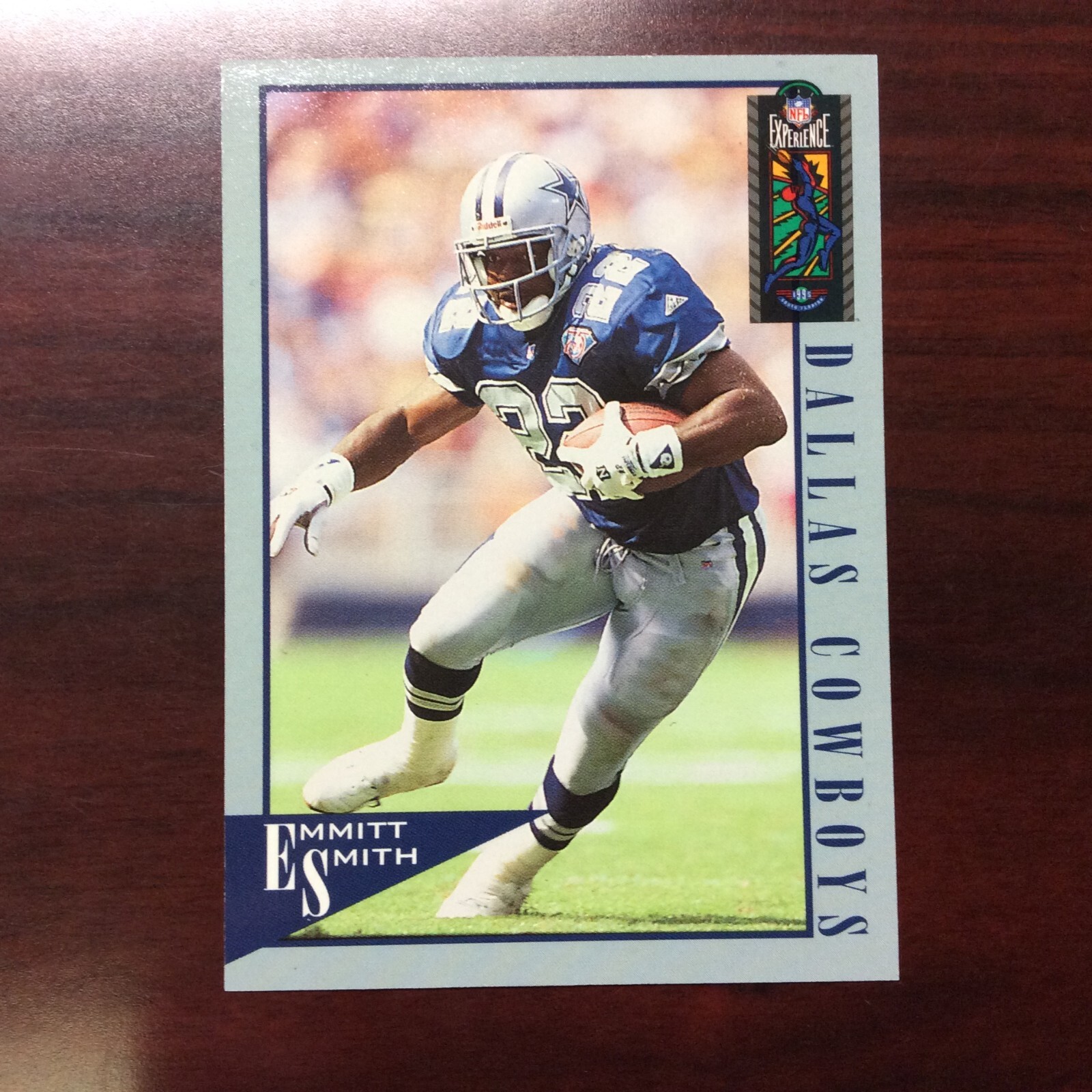 1994 Classic Football Card #26 Emmitt Smith Dallas Cowboys