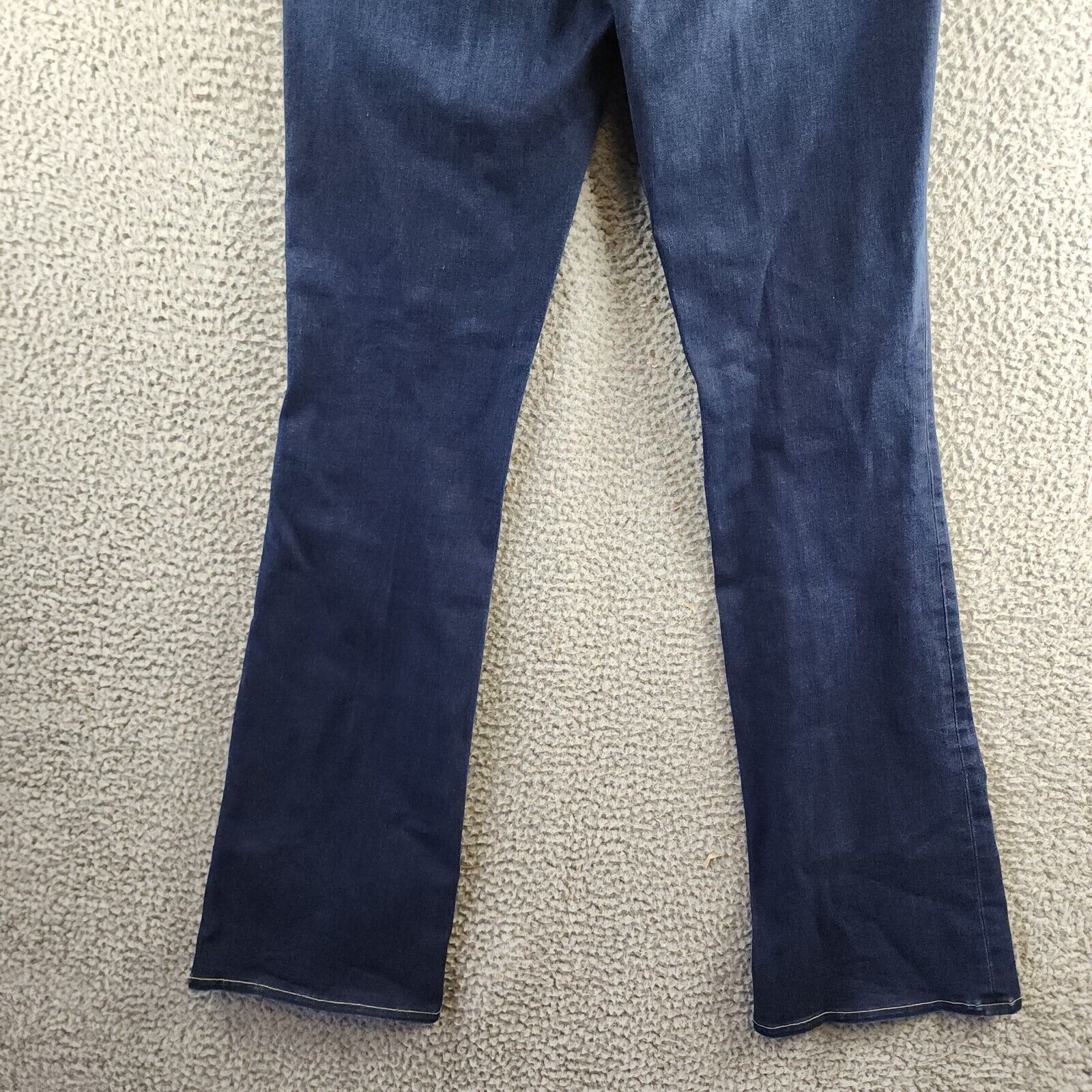 L'AGENCE Selma Sleek High Rise Baby Bootcut Jeans Women's 29 Alpine Button Zip - Picture 13 of 15