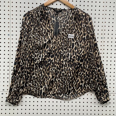 NEW Banana Republic Cheetah V-Neck Long Sleeve XS Blouse Smocked Shoulder 18x22