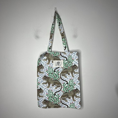 【Paragraph】25SS★ No.05 LEOPARD PATTERN CANVAS BAG Paragraph】25SS☆ No.05 LEOPARD PATTERN CANVAS BAG