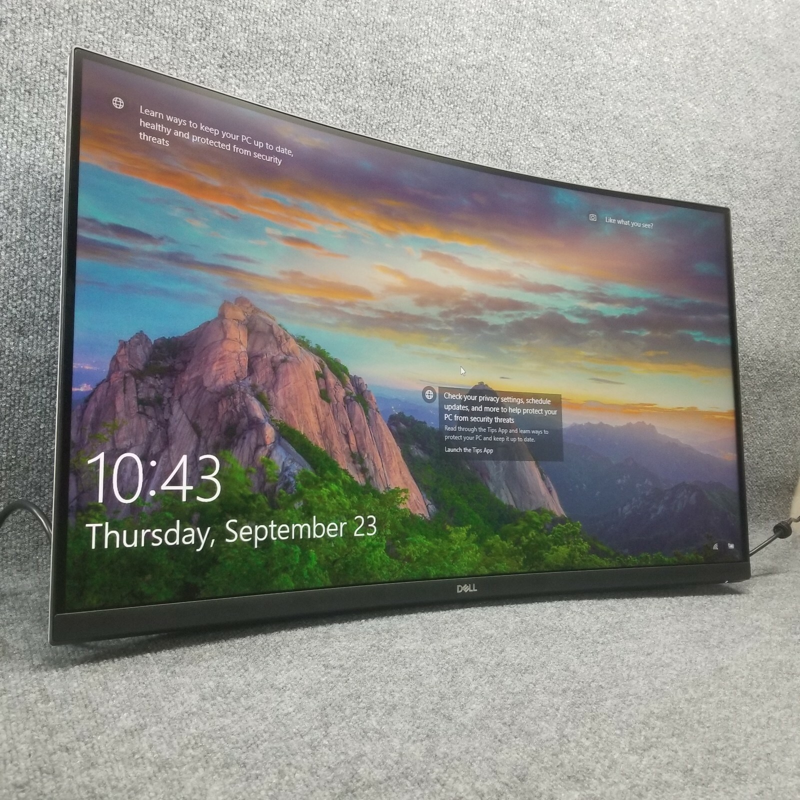 Монитор Dell 32 Curved 4K UHD Monitor 