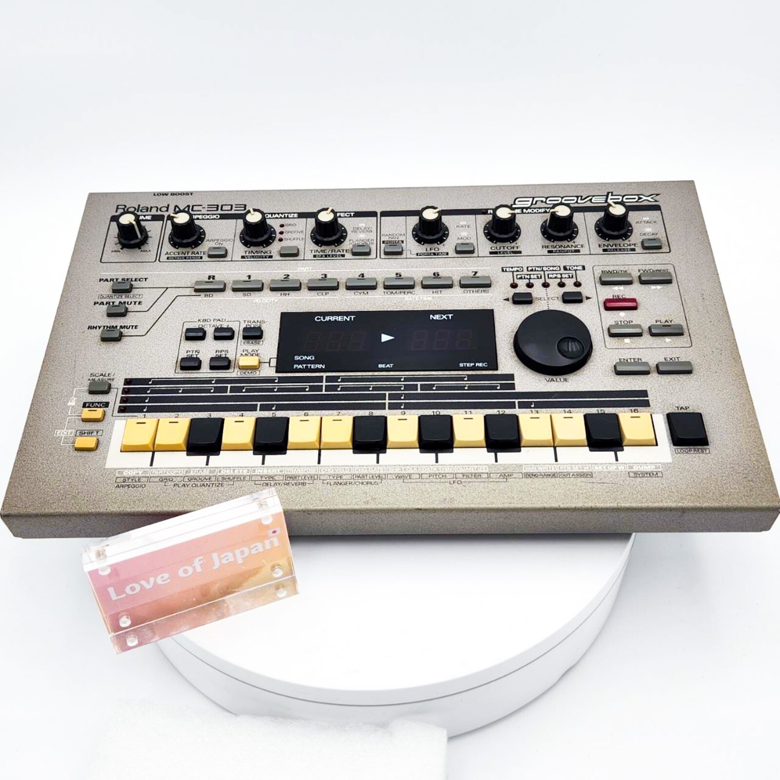 Roland MC-303 Sequencer Groovebox Drum Machine Sound Module
