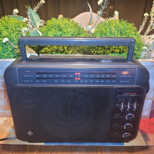 General Electric Superadio Long Range AM/FM GE Super Radio III 72887A