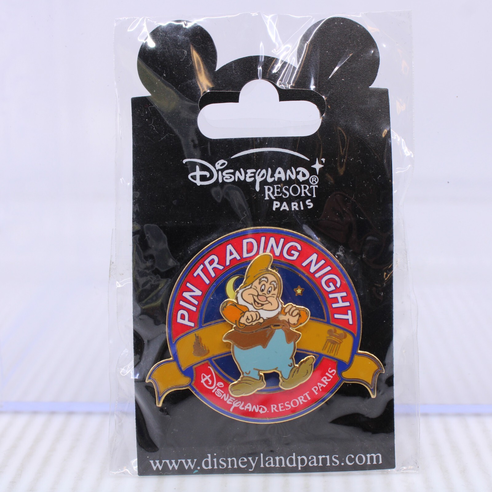 B3 Disney Paris DLRP DLP Trading Night LE 400 Pin PTN Snow
