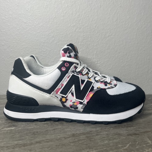 あゆみん　New Balance カラフル花柄 キャディバッグ New Balance カラフル花柄 キャディバッグ