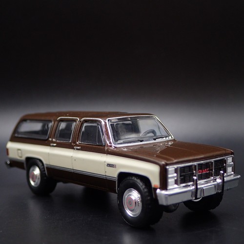 1973-1991 GMC SUBURBAN SQUAREBODY RARE 1/64 SCALE COLLECTIBLE DIECAST MODEL CAR 1973-1991 GMC SUBURBAN SQUAREBODY RARE 1/64 SCALE COLLECTIBLE DIECAST MODEL CAR