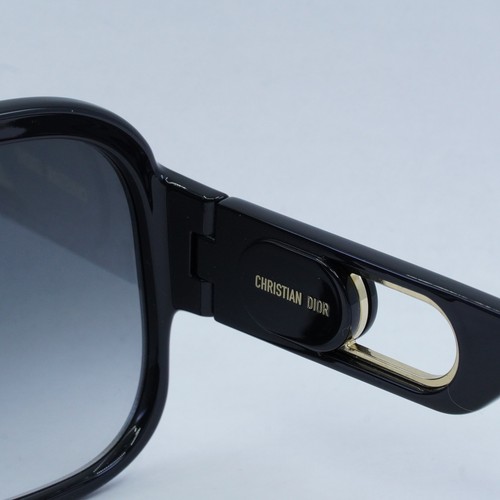 Pre-owned Dior Bobbysport M1u 10a1 Shiny Black/gradient Smoke 00--135 Sunglasses In Gray