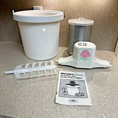 Vintage Rival 4 Qt Ice Cream And Yogurt Freezer Ice Cream Maker 8401 In Box