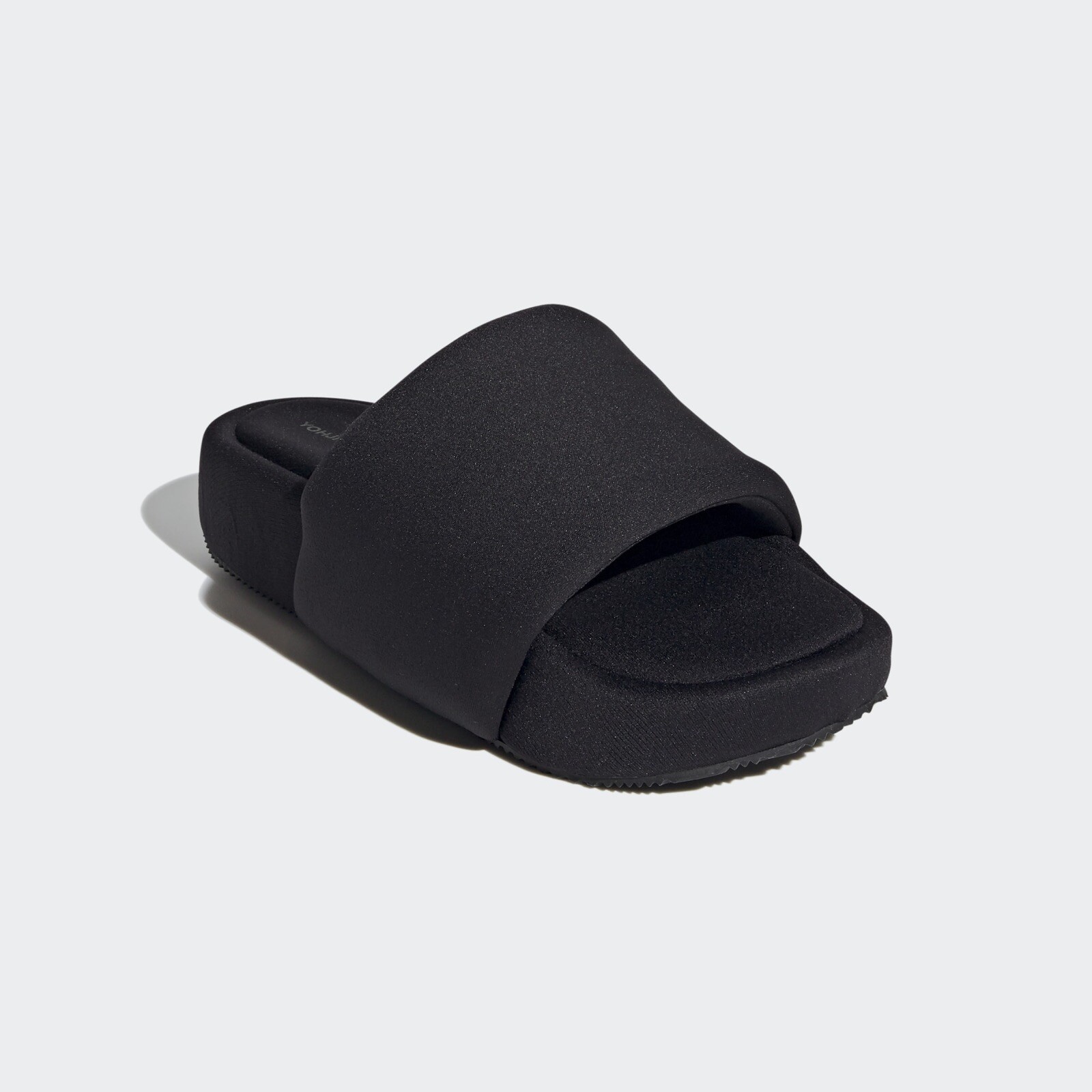 Adidas Y-3 Yohji Yamamoto Comfylette Puff Slides Black EH1719 Men s 5/Women  s 6: купить с доставкой из США, цена 61 748 руб - (254726944156)