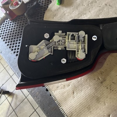 FANALE STOP POSTERIORE SINISTRO SX PER VOLVO V50 1° Serie 30763511 (03>07)