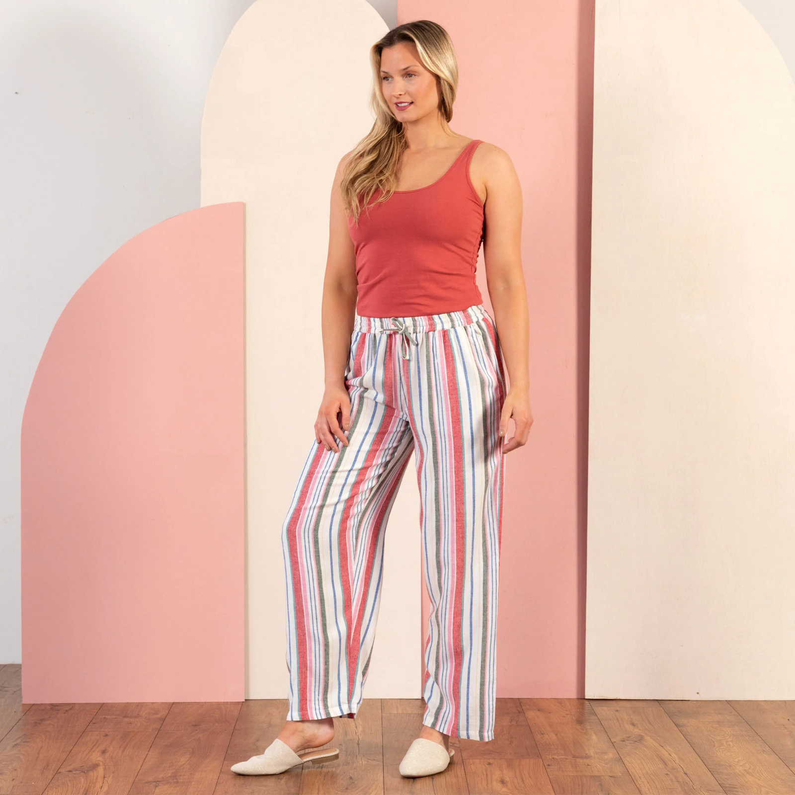 JUNKYARD Mid Waist Classy Pants Navy | Women | Junkyard