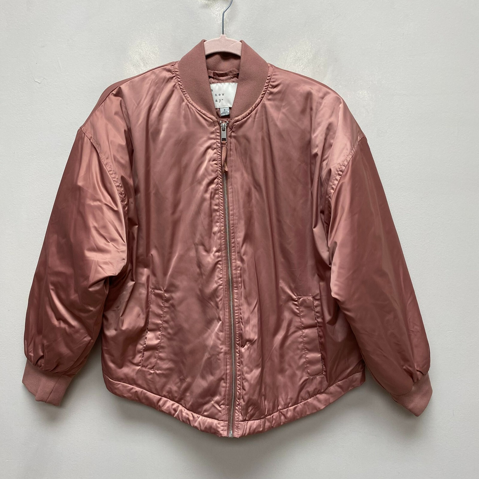 2022 セオリー ブルゾン LZIP BOMBER CRUSHED SATIN 2022 セオリー ブルゾン LZIP BOMBER CRUSHED SATIN Legacy