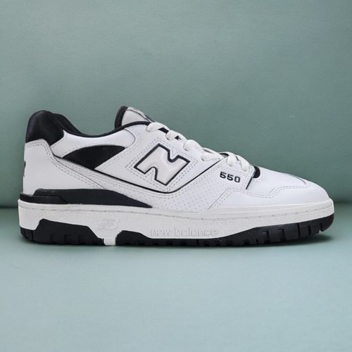 NEW BALANCE 550 White Black Sneakers 2022 Size 9D, BB550HA1