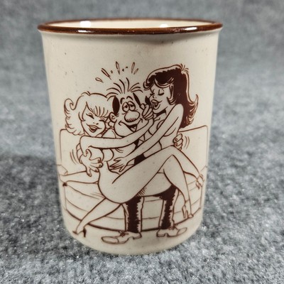 Vintage German ''Hard work never hurt anyone!'' MUG.