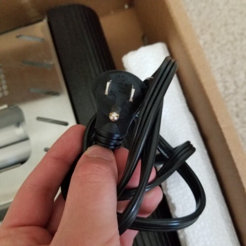 Gardner ifly Ion 72 Insect Light Trap Wall Mount Grilled Cover Mosquitos Flies