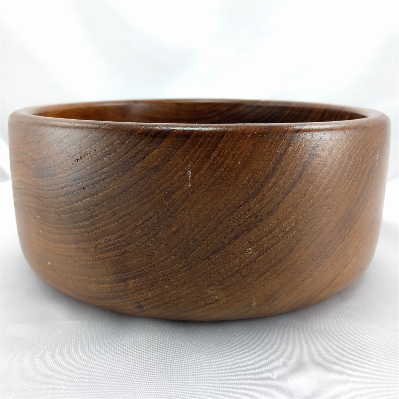 Vintage Carved Thick Wooden Serving Bowl for Salad Nuts Candy Walnut Color