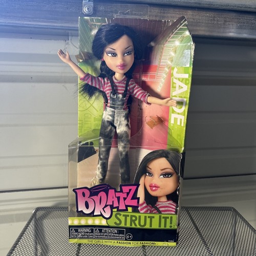 Bratz 9体(セット売りのみ可) Bratz Doll Forever Diamondz Jade & Jewellery For U! Brand