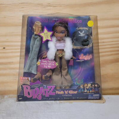 Rare 2003 Fall Edition MGA Bratz Funk N Glow Collection Sasha Fashion Box Dmg