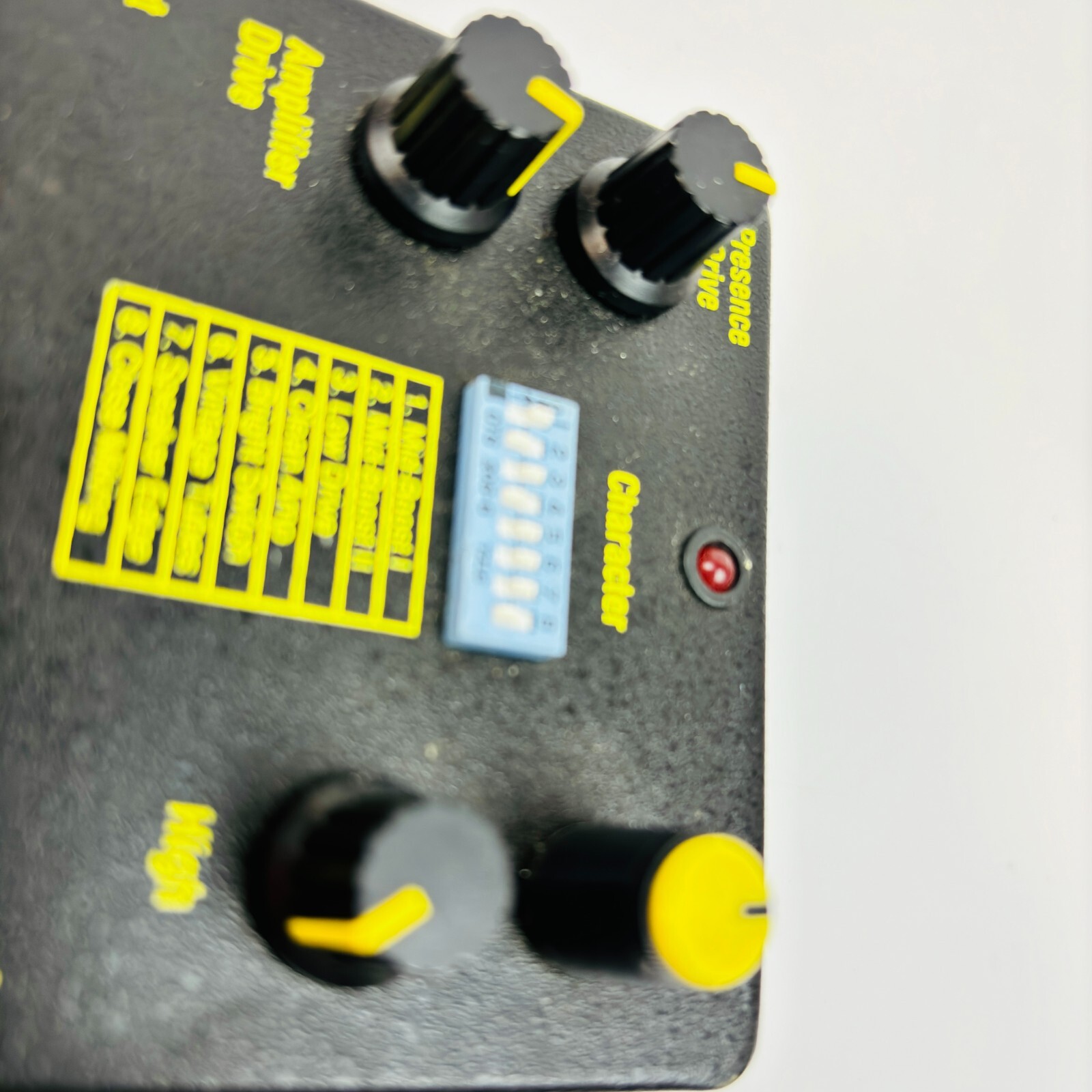 Tech 21 SA1 SansAmp Classic Tube Amp Emulator Guitar Effects