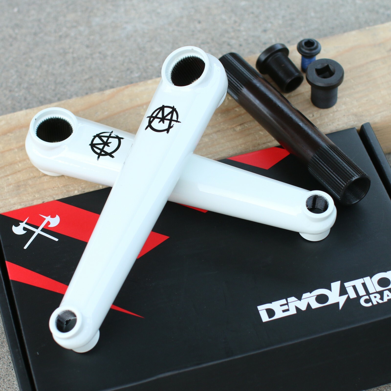 BMX クランク DEMOLITION Medial Crank Demolition Revolt Cranks - Americancycle.com & Acebmx.com