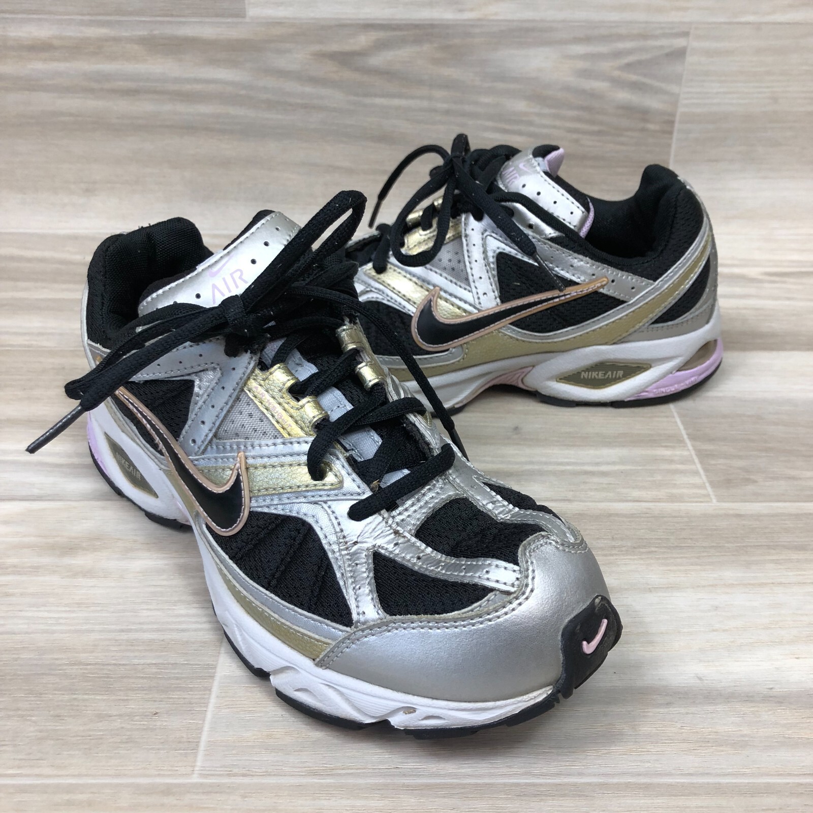 Rare 2006 Nike AIR Women's Size 8 Silver & Black Running Rare 2006 Nike AIR Women's Size 8 Silver & Black Running