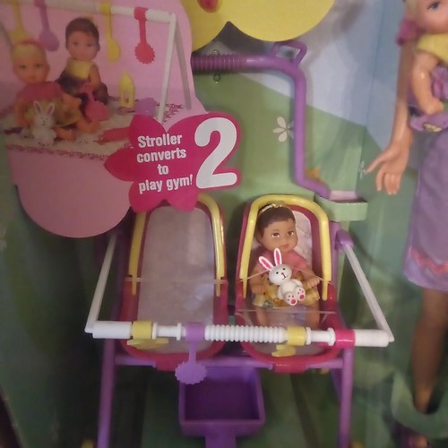 Barbie ロサンゼルス　3体セット【送料無料】 Barbie & Krissy Stroll 'N Play 3-in-1 Fun Dolls 2001 Playset
