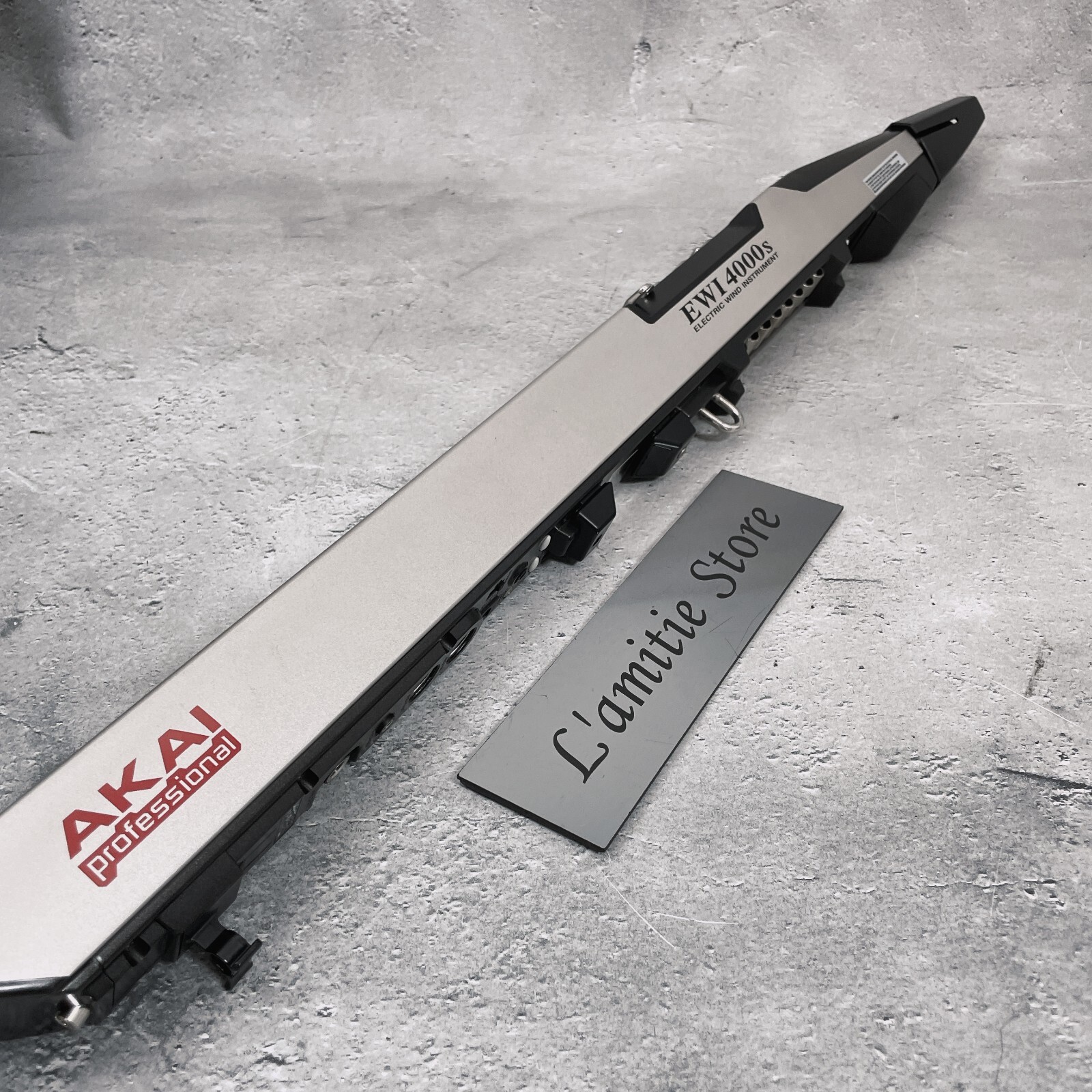 AKAI EWI4000s Wireless Electronic Wind Instrument AKAI EWI4000s Wireless Electronic Wind Instrument