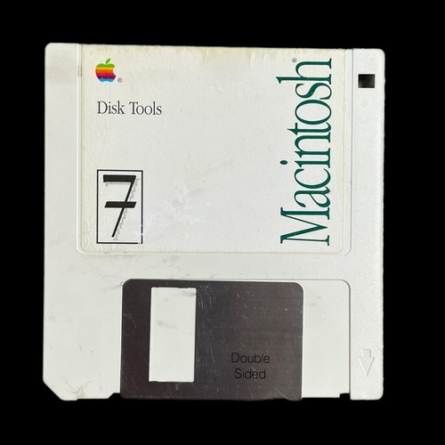 Apple Macintosh SE 本体[ジャンク品] Apple Macintosh SE/30 ケース+α ジャンク品 - メルカリ