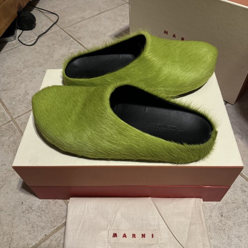 【送料&関税込】BY FAR Light Green Leather Flick Mules Flick Mule - By Far - Green - Leather