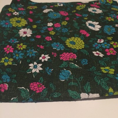 VTG Forest Green Flowers Floral Fabric White Blue Pink 45