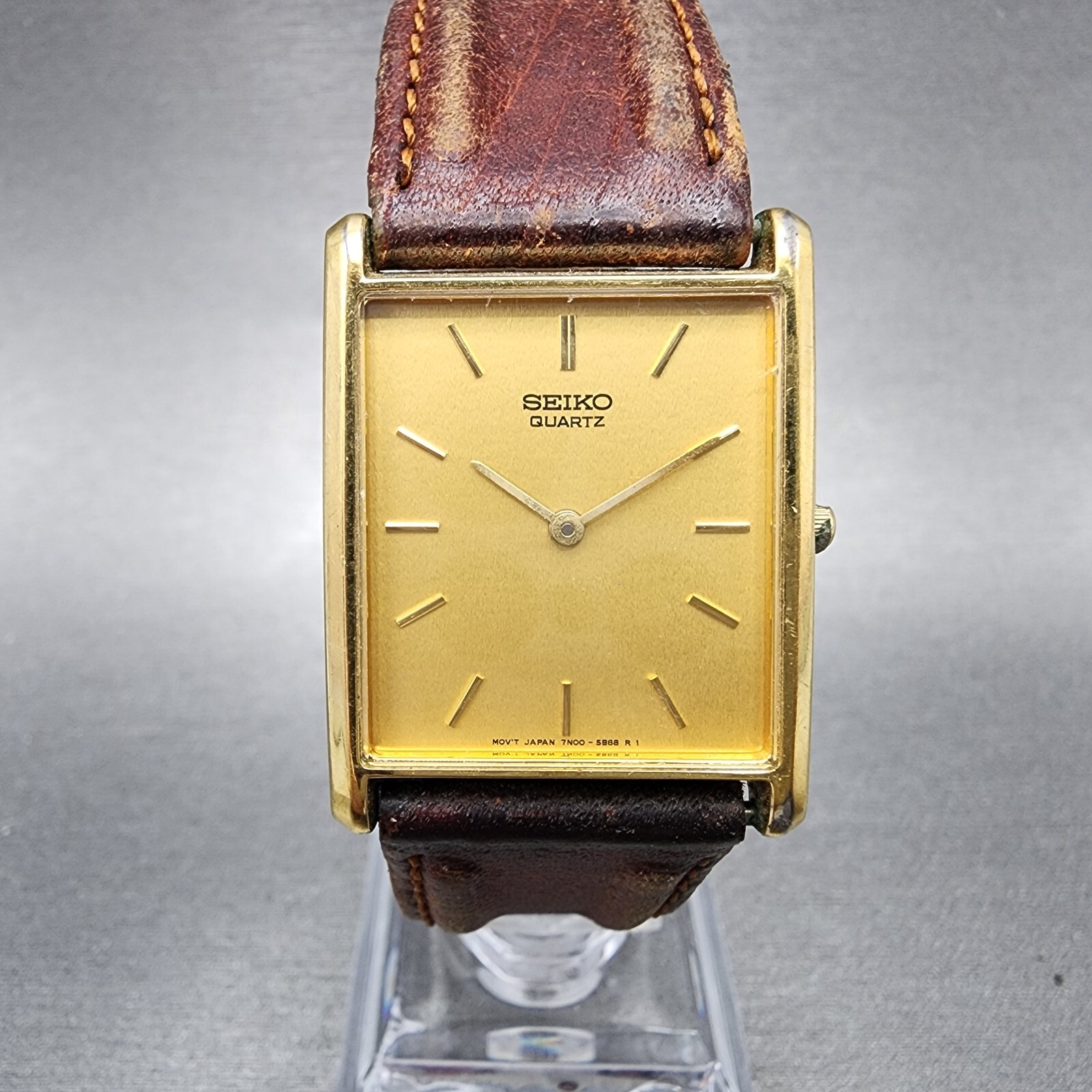 時計 seiko tank vintage 80s SEIKO TANK | DECO