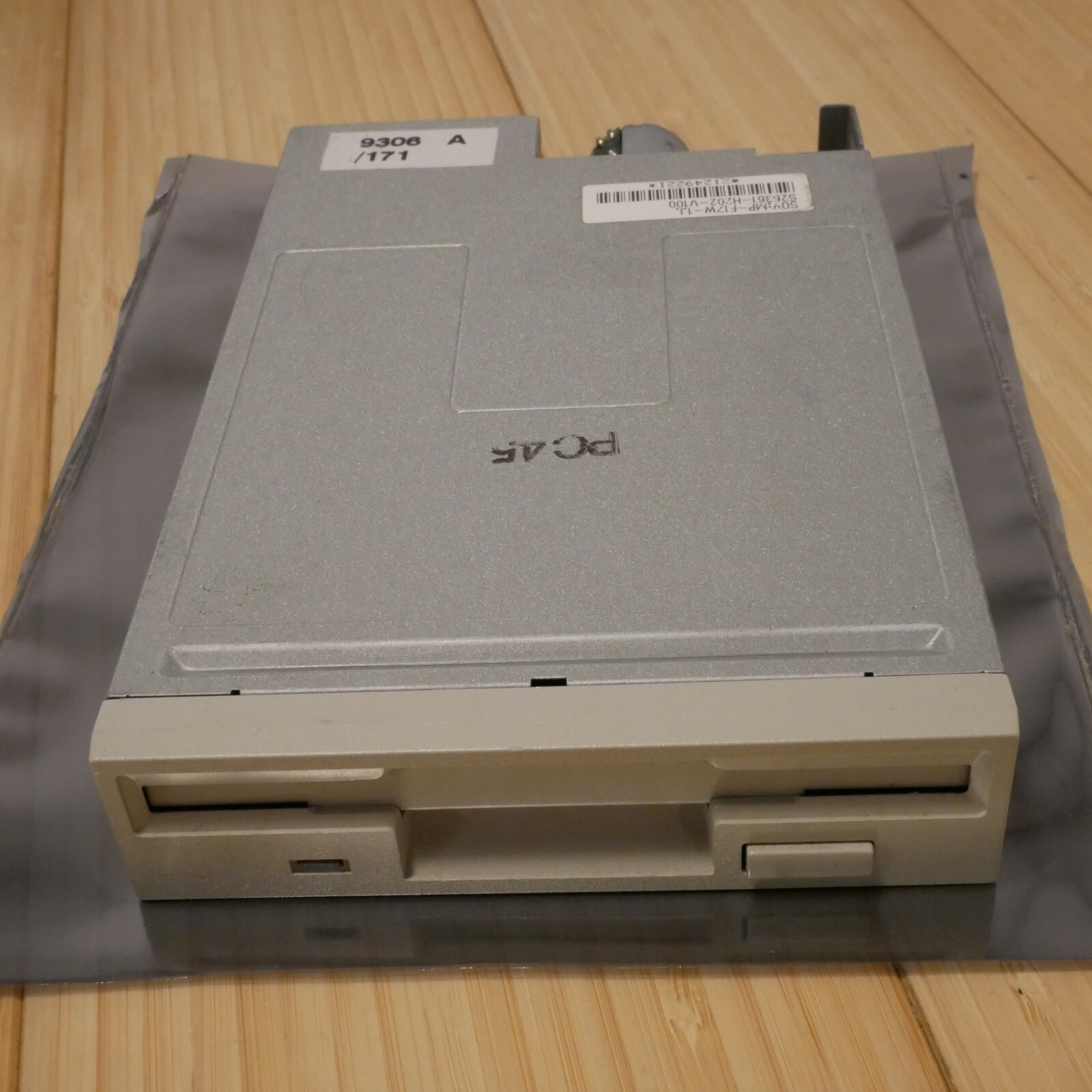 SONY 1.44MB MPF420-1 3.5 inch Floppy Drive - Tested SONY 1.44MB MPF420-1 3.5 inch Floppy Drive - Tested
