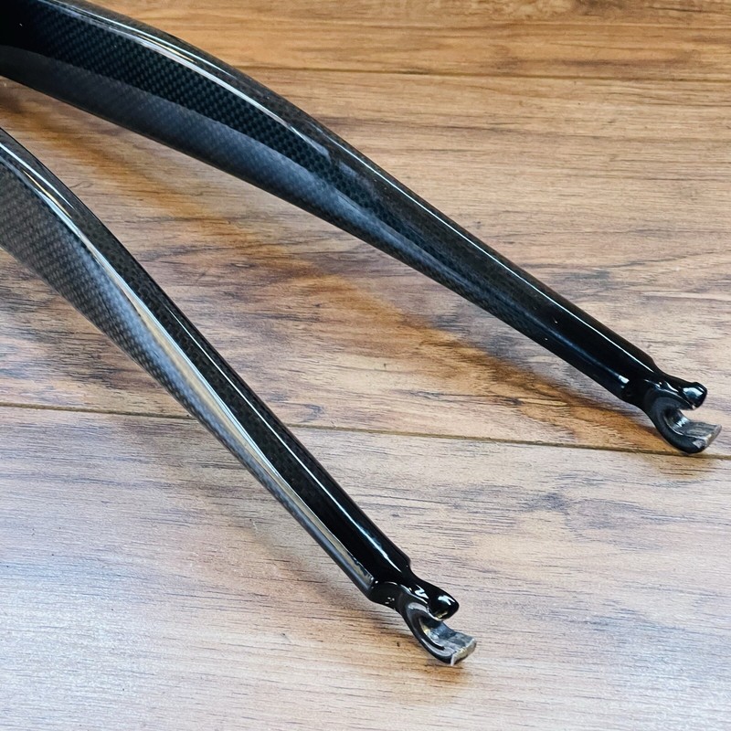Winwood 1-inch Carbon Road Fork 1-Inch 1&rdquo; 700C 43 Rake 218mm Steerer