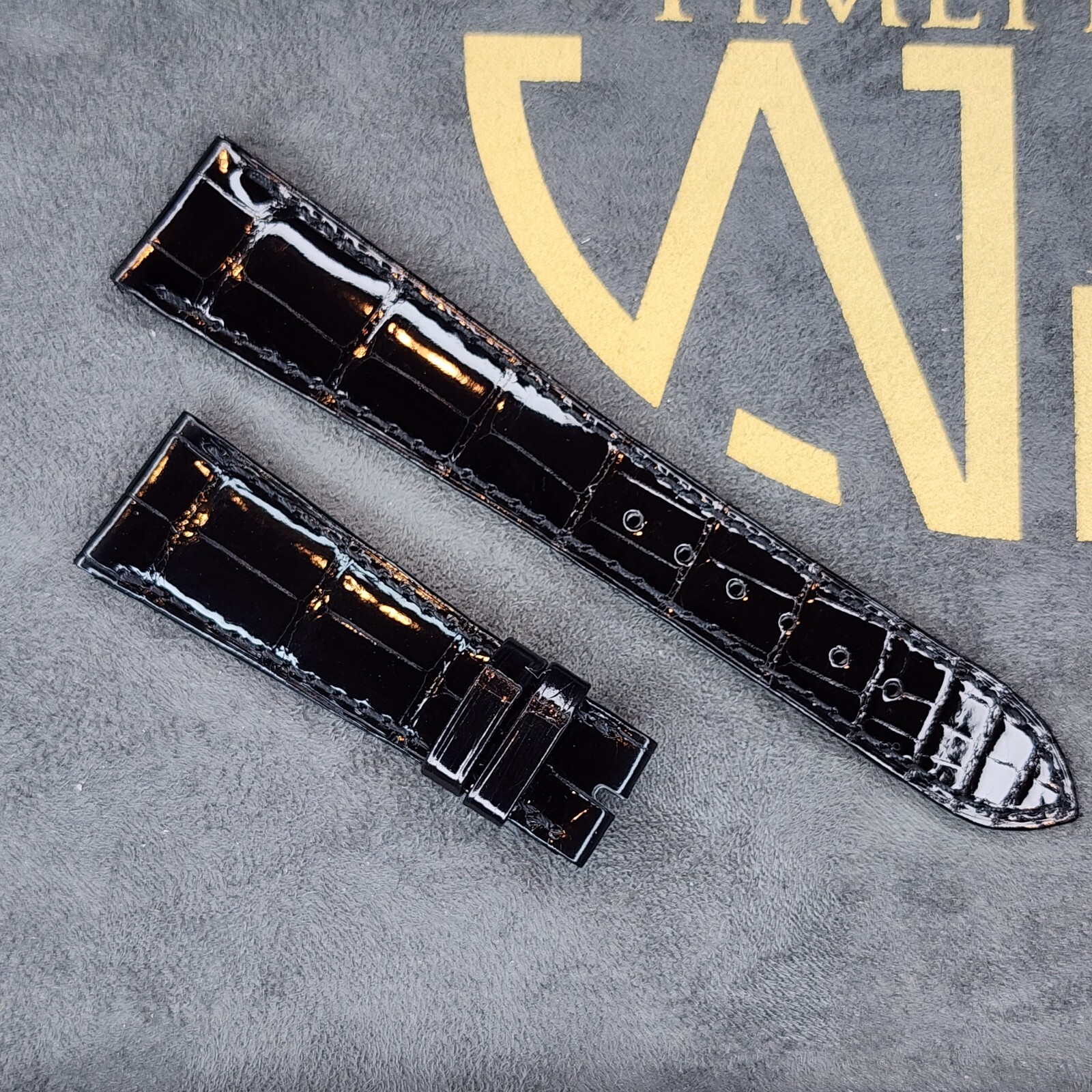 NEW PATEK PHILIPPE SHINY BLACK ALLIGATOR LEATHER STRAP FOR