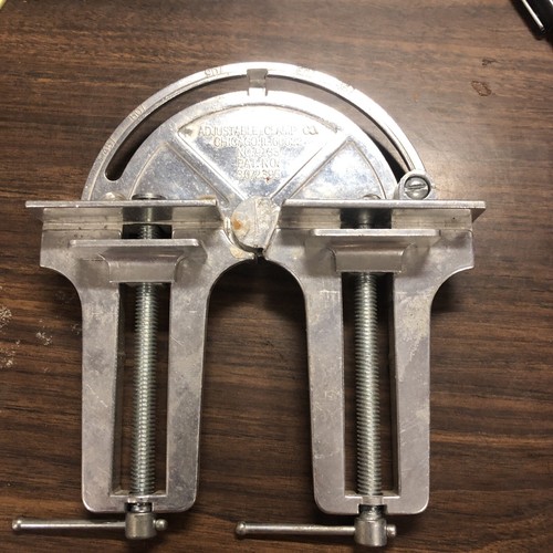 Vintage Adjustable Clamp Company Corner & Splicing Clamp 9133 Cast