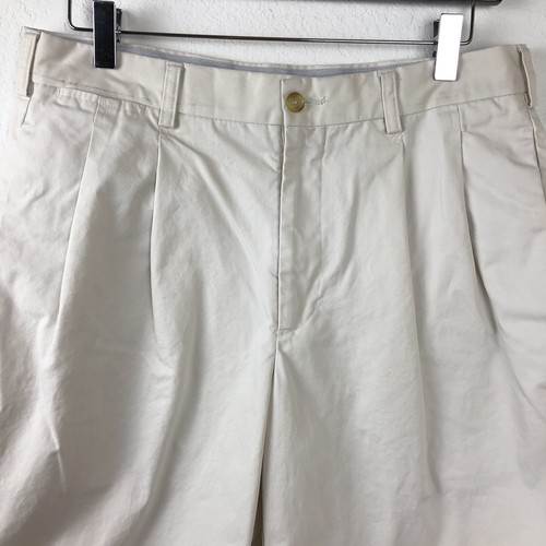 Callaway Mens Golf Shorts, Off White Size 32