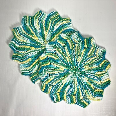 2 Hand Knit 100% Cotton Dish Wash Cloths Pinwheel Flower Blue Green Yellow