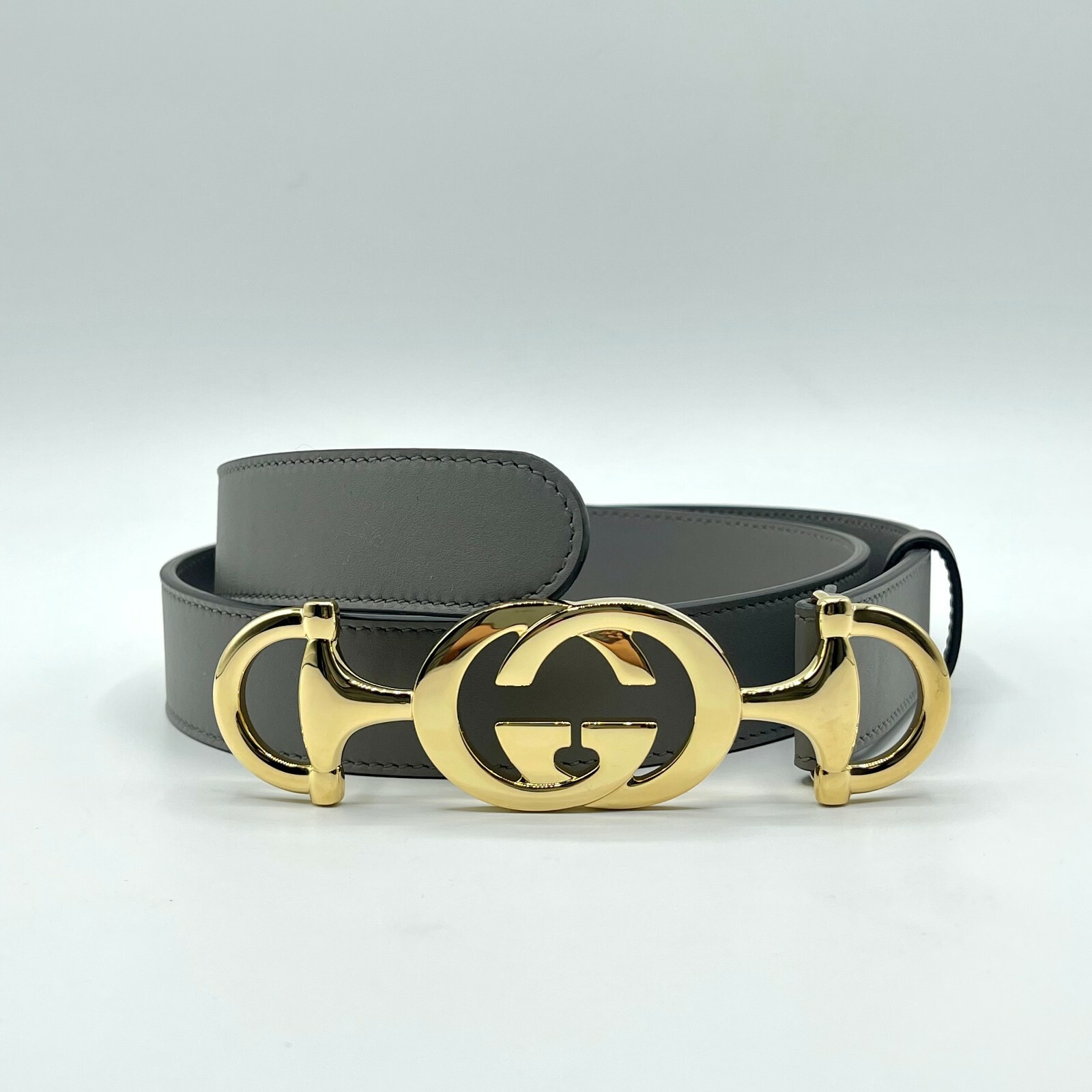 Gucci Zumi Women's Gray Leather Belt w/Gold GG Horsebit Gucci Zumi Women's Gray Leather Belt w/Gold GG Horsebit