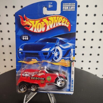  Hot Wheels ~XS-IVE 28/36~ Red Rescue Field and Forest 2001 First Editions #040