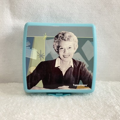 Tupperware Brownie Wise Promo consultant Lunch Box Sandwich Keeper Aqua