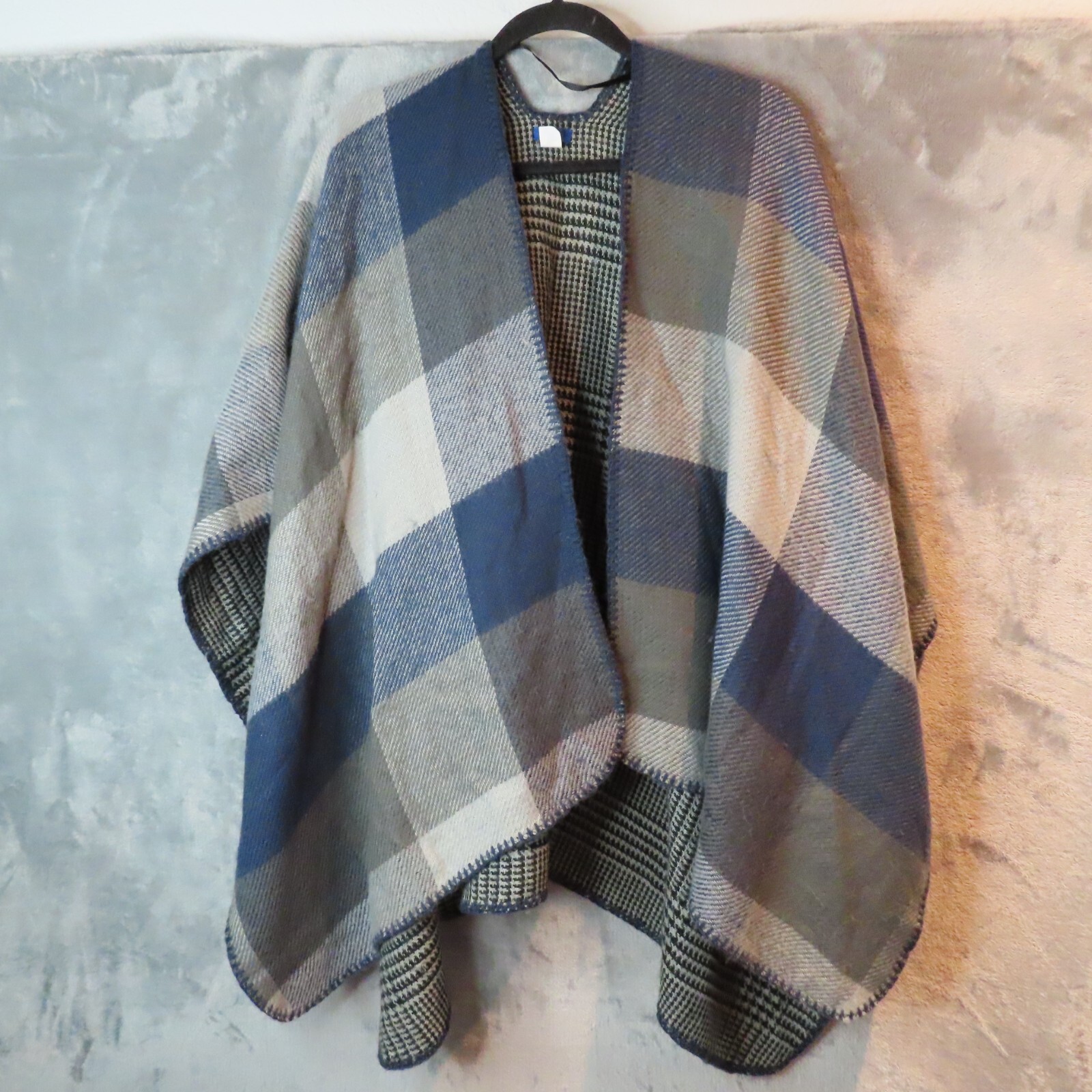 APT 9 Sweater Cape Wrap Poncho Womens O/S Blue Gray Check
